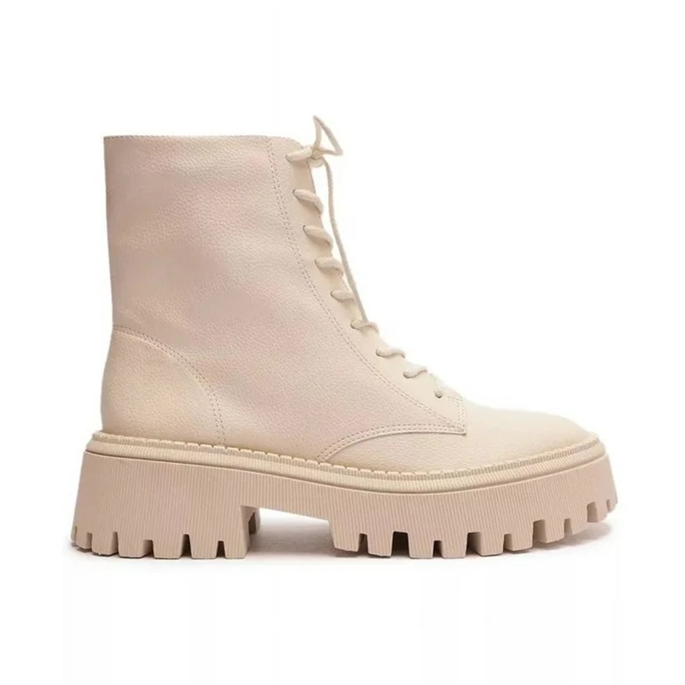 Arezzo Lug Combat Boots Platform Lace Up Ankle Booties Beige‎ Size 10B